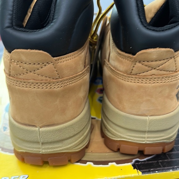Tan and Black Safety Work Boots with Slip-Resistant Sole - Picture 5 of 6